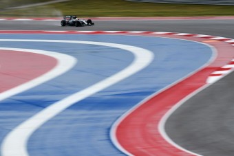 F1: Rosberg mögött a Red Bullok