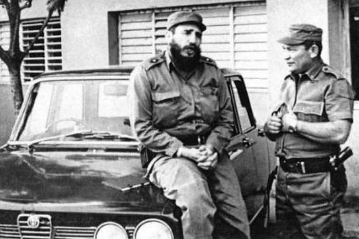 Diktátorok és járműveik 11