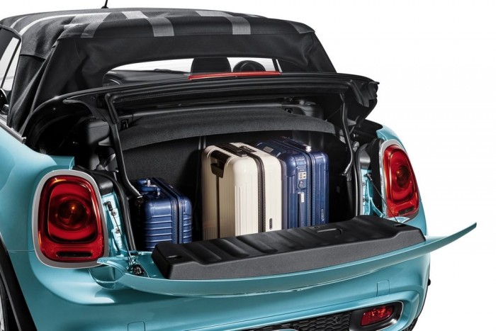 Újra van MINI kabrió 8