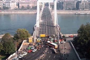 Hihetetlen, hogy ez már 25 éve történt itthon