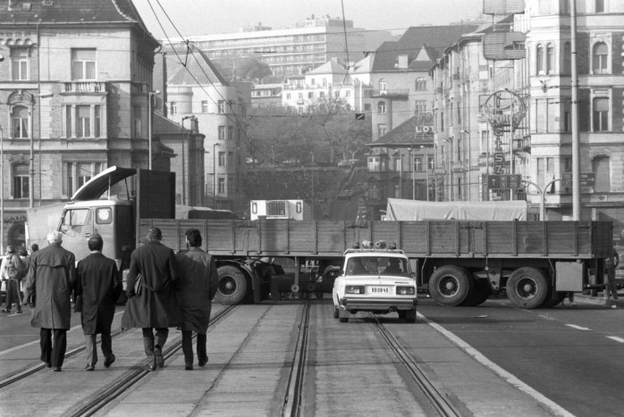 Hihetetlen, hogy ez már 25 éve történt itthon 8 | Vezess Hihetetlen, hogy ez már 25 éve történt itthon 8