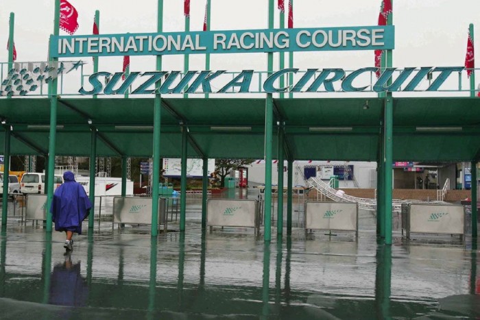 Öt alkalom, amikor az eső legyőzte a Forma-1-et 5 | Vezess Öt alkalom, amikor az eső legyőzte a Forma-1-et 5