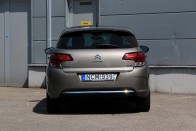 Teszt: Citroën C4 1,6 BlueHDI 33