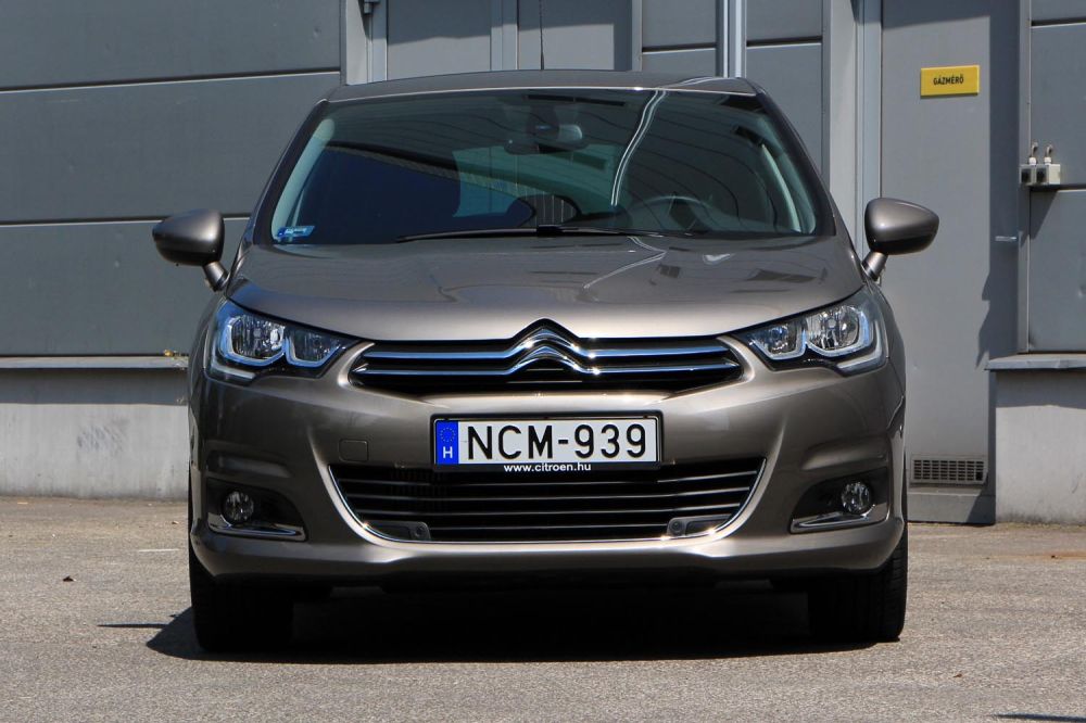 Teszt: Citroën C4 1,6 BlueHDI 17