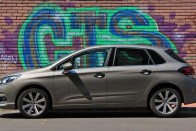 Teszt: Citroën C4 1,6 BlueHDI 42