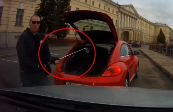 Golfütő is előkerült az autós balhéban