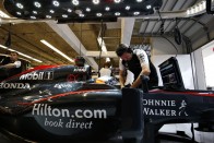 F1: Újabb büntetések a McLarennél 7