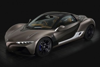 Karbonvázas örömautó a zongoragyárból