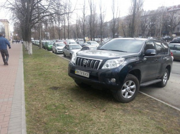 A tahó parkolás hazai és külföldi bajnokai 23