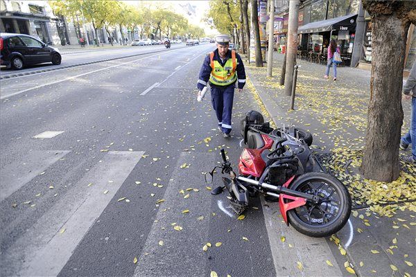 Zebrán gázoltak halálra egy férfit a fővárosban