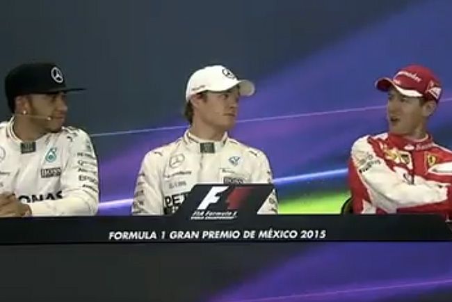 F1: Vettel szívatta a merciseket a sajtószobában