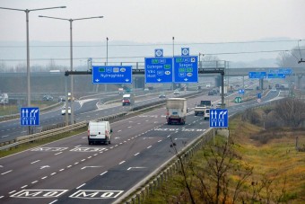 Börtönt kapott, mert megfordult az M3-ason