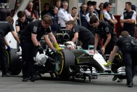 F1: Nem gyártanak gumit Hamilton kedvéért 46