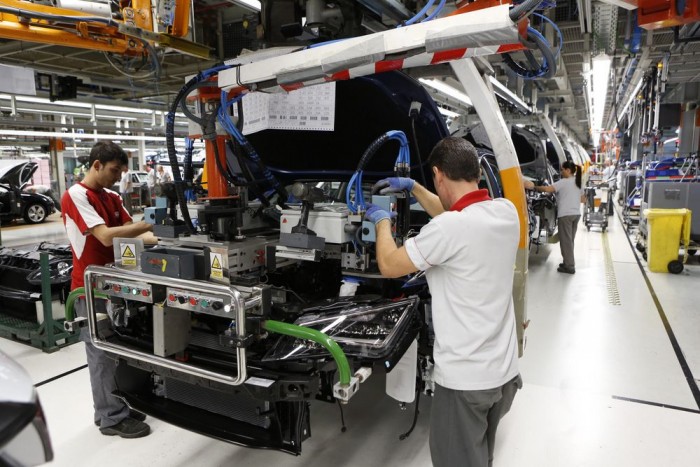 Alig csökkentek a Volkswagen eladásai Európában 2 Alig csökkentek a Volkswagen eladásai Európában 2