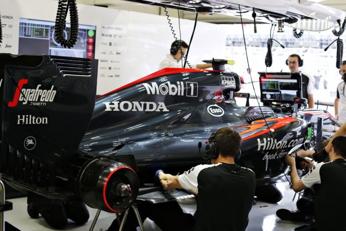 F1: Alonso káoszt akar 6