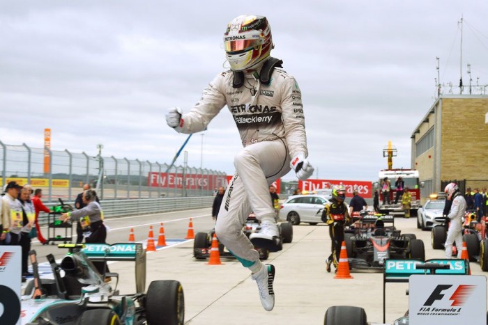 Hamilton: Nem szóltam be Schumachernek! 5