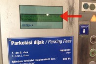 Közel egymilliós parkolás egy budapesti plázában 2