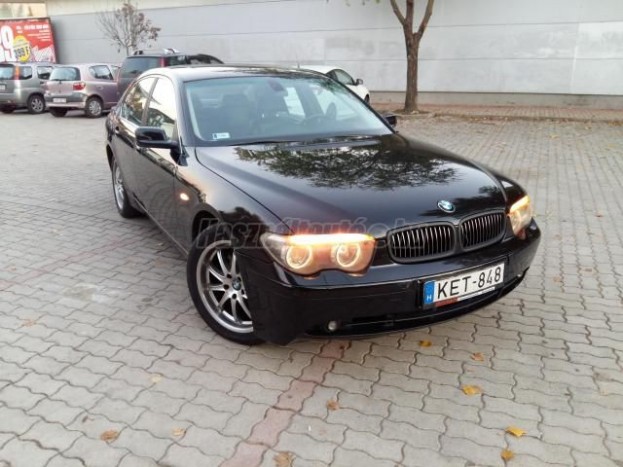 Az év BMW-hirdetése zselés hajú focistáknak 3