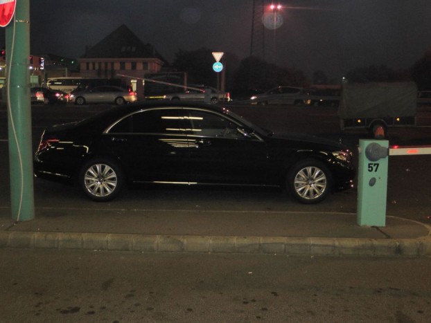 Lopott luxusautókat fogtak a határon 5