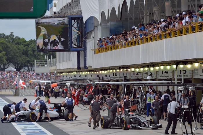 Ecclestone: Egy kicsit én is brazil vagyok! 4 | Vezess Ecclestone: Egy kicsit én is brazil vagyok! 4