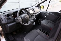 Teszt: Opel Vivaro kombi BiTurbo 41