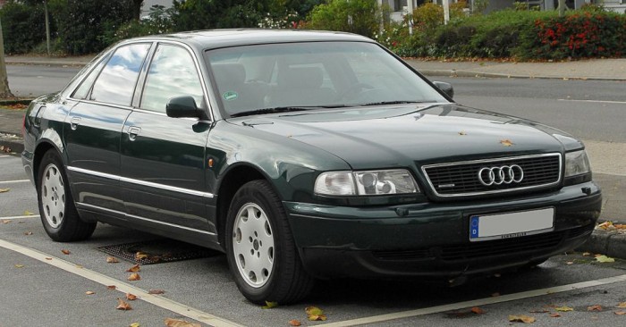 Láttad audis Ádámot? Szólj neki, hogy keresik a zsaruk! 2 Láttad audis Ádámot? Szólj neki, hogy keresik a zsaruk! 2