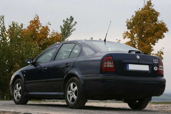 A legjobb használt dízel Škoda, 611 000 kilométerrel 19 | Vezess Egyszer sem robbant le a 2001-es autó. Második tulaja 11 éve használja, több mint félmillió kilométer tett meg vele