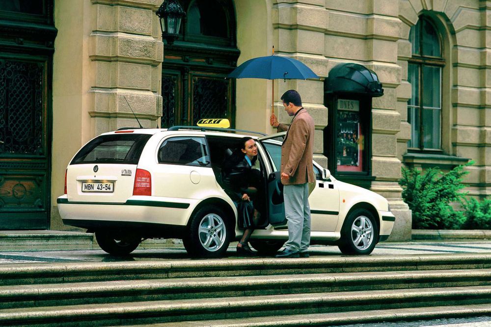 Barcelonában és más városokban is sokan taxiztak I-es Octaviával