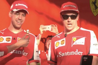 F1: Íme a bizonyíték, hogy Räikkönen tud nevetni