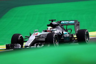 F1: A Mercedesé az első edzés