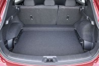 Teszt: Hyundai Tucson 1,6 T-GDi-Nissan Qashqai 1,2 DIG-T-Renault Kadjar 1,2 TCe 144