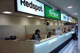 Több turista bérel autót nálunk