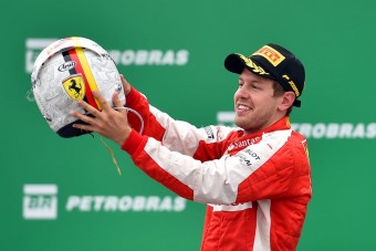 F1: Vettel önfejűsködött a Ferrarinál