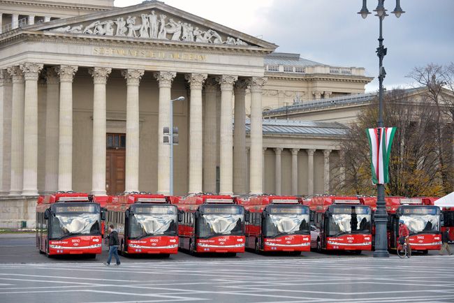 Elindultak Budapest új trolibuszai 4