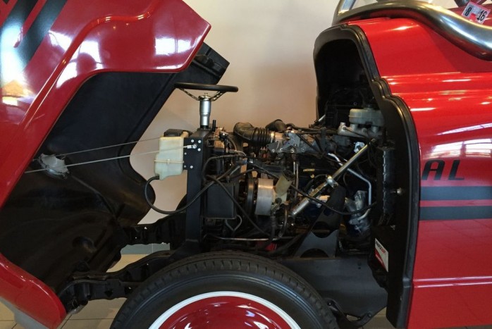 Pedálos kisautó, felnőtteknek 8 | Vezess Pedálos kisautó, felnőtteknek 8