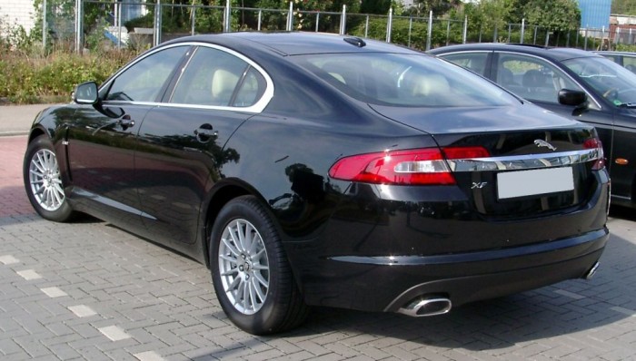 Jaguar XF 2012