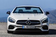 Megújult a Mercedes luxus-roadstere 28