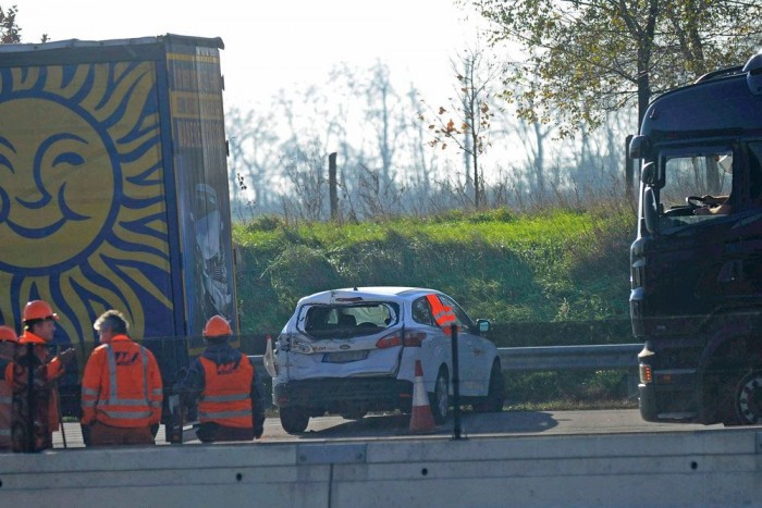 Fotók az M0-son történt tömegbalesetről 7