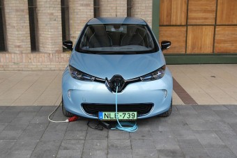 Teszteljen villanyautót!