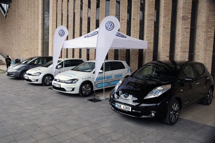 Teszteljen villanyautót! 11 | Vezess Teszteljen villanyautót! 11