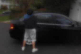 Autóra pisilt, ez lett a veszte