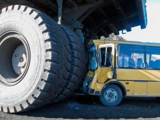 Ez a 12 baleset furcsább, mint egy UFO-katasztrófa 13