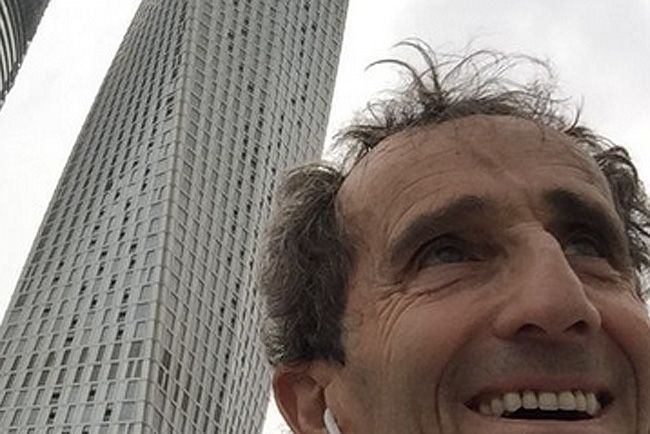F1: Alain Prost nyilvánosan alázta magát