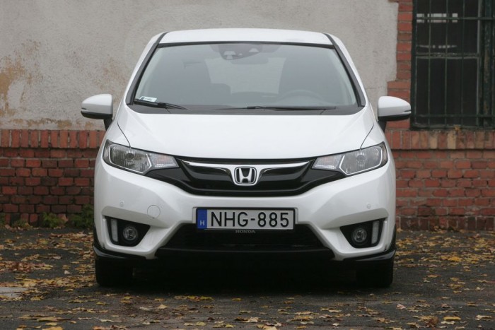 Teszt: Honda Jazz 1,3 CVT Elegance 7 Kitárt szárnyakat kéne itt látnunk