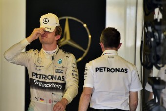 F1: Rosberg visszavágott Hamiltonnak