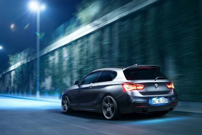 Triplaturbó a BMW 1-esbe 7