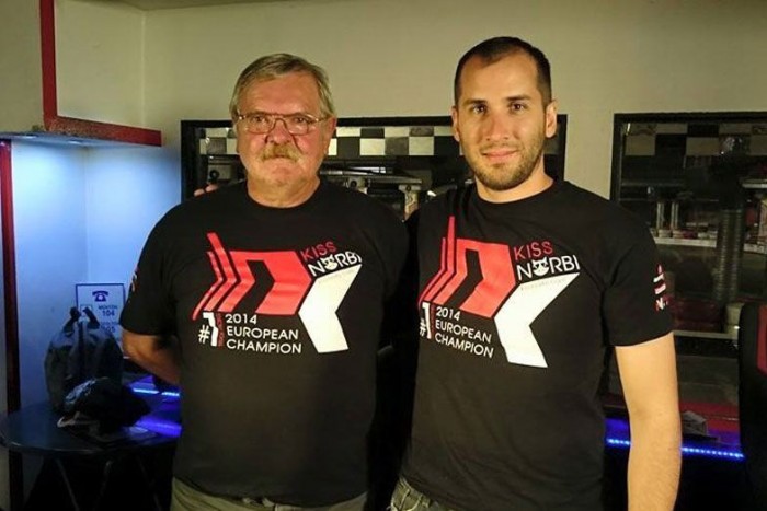 Augusztusi fotón utódjával, Kiss Norbival