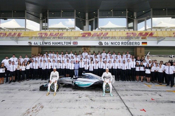 Hamilton: Majd az F1 után barátkozunk Rosberggel 7