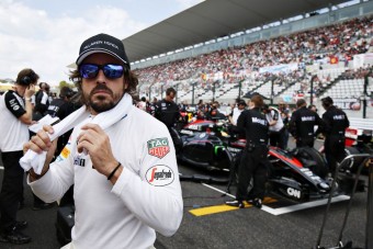 F1: Alonso a szidással segített a Hondán