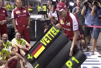 Mit csinálnak a Forma-1-es pilóták a téli szünetben?